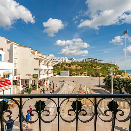Сasa de vacaciones Down Town House Albufeira