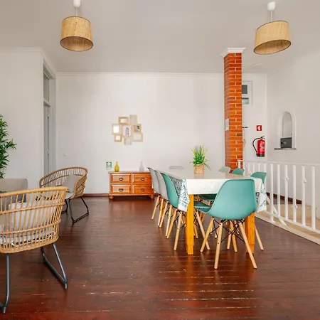 Down Town House البوفيرا