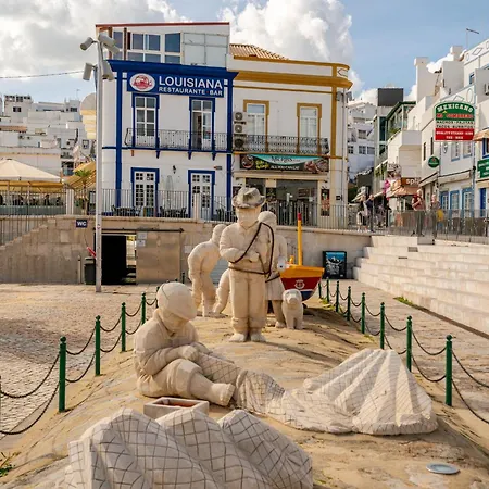 Feriehus Down Town House Albufeira